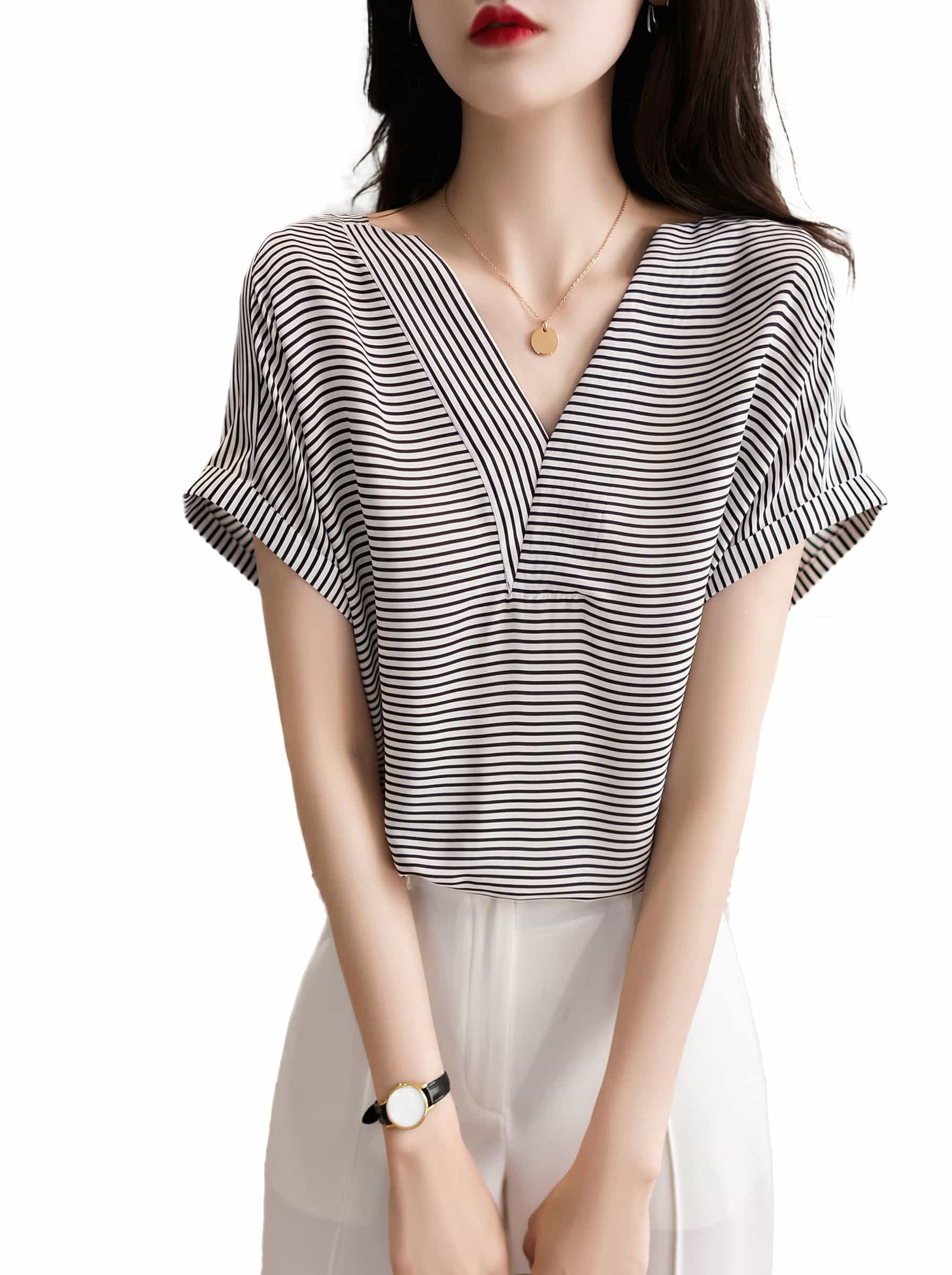 【全店通用25％OFFクーポン】ブラウス レディース 半袖 Vネック トップス 事務服 オフィス 通勤 カジュアル きれいめ とろみ シャツ 涼しい さらさら フレンチスリーブ ゆったり 夏 体型カバー おしゃれ 上品 大人｜大森麗萱