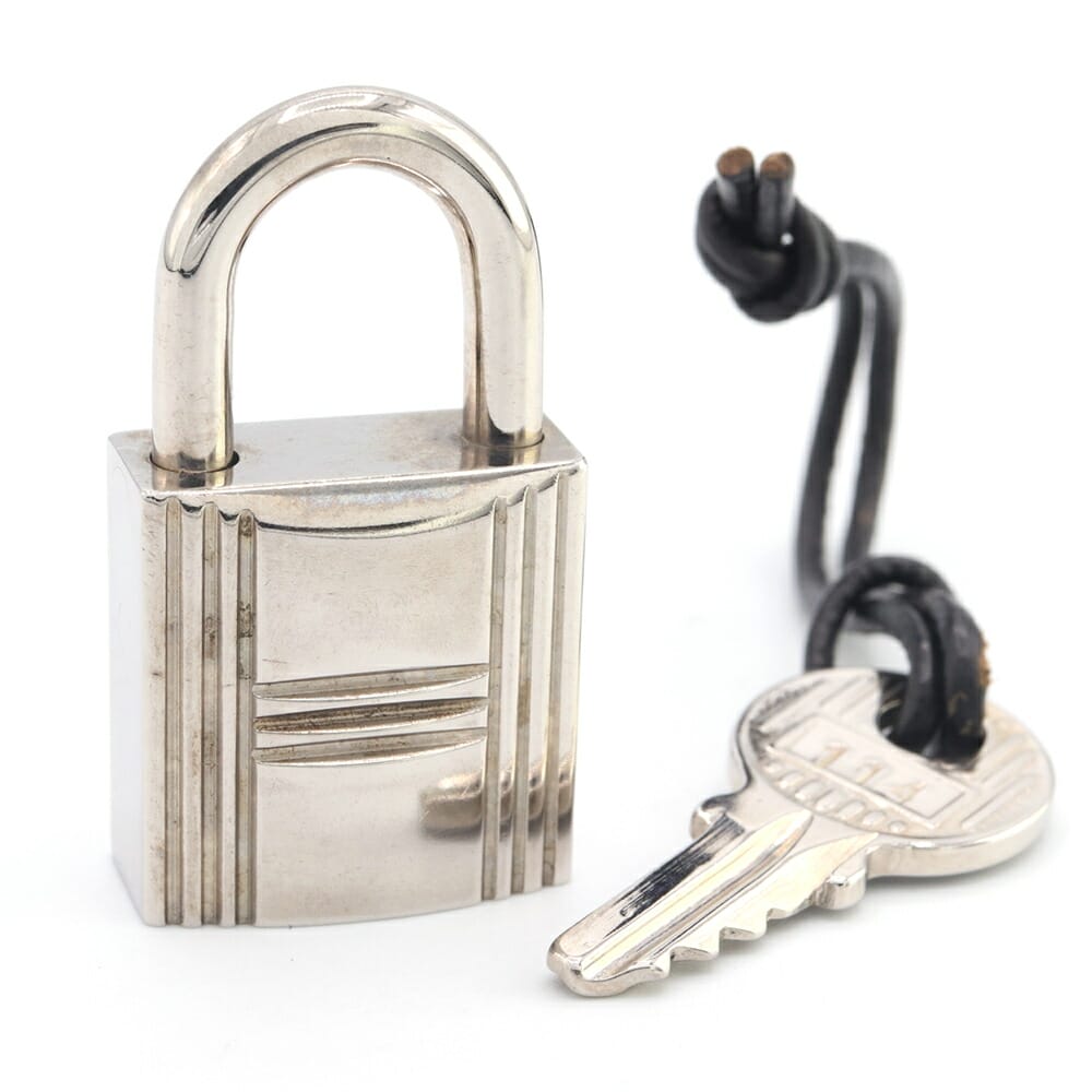 楽天市場】エルメス HERMES カデナ キー 1セット シルバー金具