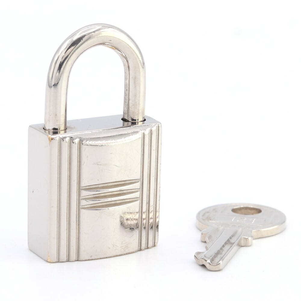 HERMES エルメス カデナ南京錠パドロック鍵2ケ付き 楽天市場】HERMES エルメス カデナ パドロック No.67 南京錠 鍵 カギ