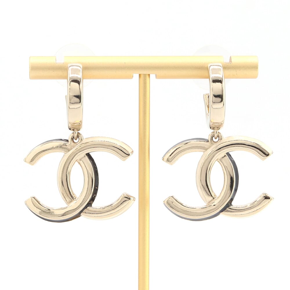 シャネル CHANEL  イヤリング ゴールド フープ ココマーク CCピアス CHANEL/シャネル】ココマーク フープピアス ゴールド系｜ヴァル