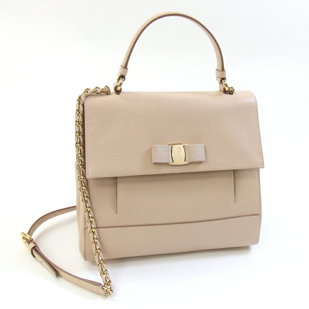 楽天市場】フェラガモ 2WAYハンドバッグ ヴァラ 21 F558 ベージュ