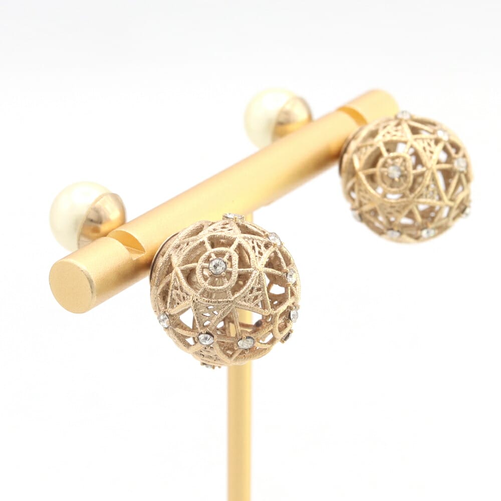 Dior ゴールドメッキ パール フープピアス Dior ゴールドフープピアス パール付き