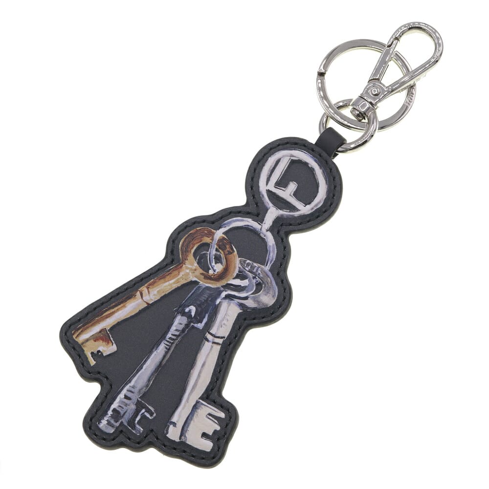 美品　フェンディ（FENDI）カール・ラガーフェルド モンスターチャーム 楽天市場】【送料無料】 フェンディ カールラガーフェルド チャーム