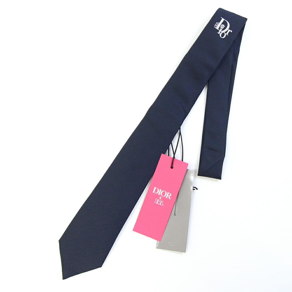 クリスチャンディオール タイ DIOR×ERL クラヴァット 7コマーシャル 31C1047B0774 502 米国海軍 絹地97％ ビスコース人絹2％ PL衣料繊維1％ 中古 背広 商行為 フォーマル ロゴタイプ メンズ   DIOR