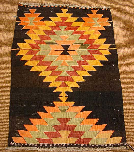 大胆で鮮やかな星モチーフ ムート産オールドキリム 110×78cm キリム カーペット 絨毯 ラグ オールドキリム インテリア トライバル おうち時間 プリミティブ トルコ ターキッシュ 手織 ウール ギフト 一生もの 送料無料