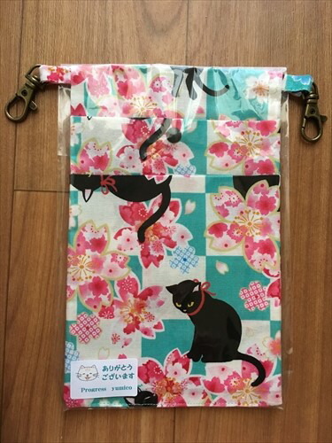 楽天市場 大人の移動ポケット 黒猫と桜 ブルーグリーン系 新入荷