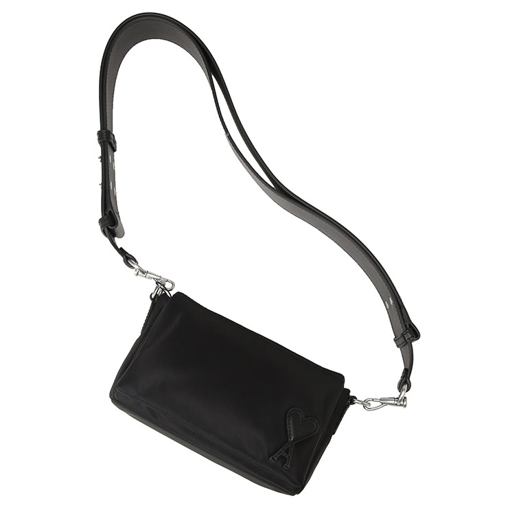 アミパリス AMI PARIS レディース ボディバッグ Marcel Lunch Box ワンポイント ナイロン ショルダーバッグ AMLULL710AW0001 ブランド 鞄 バッグ ミニバッグ コンパクト