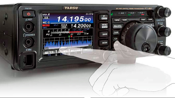 FT-991AS（HF 10W、50 144 HF YAESU 20W）と保護シートSPS-400Dの