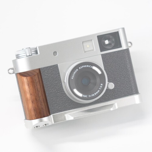 Iborrys 高級実木 カメラグリップ 、対応 FUJIFILM FUJI 富士 X half X-HF1 カメラ 、 専用 L型クイックリリース プレート 職人手作り プレミアムレトロ天然 木製ハンドル (クルミ銀板)