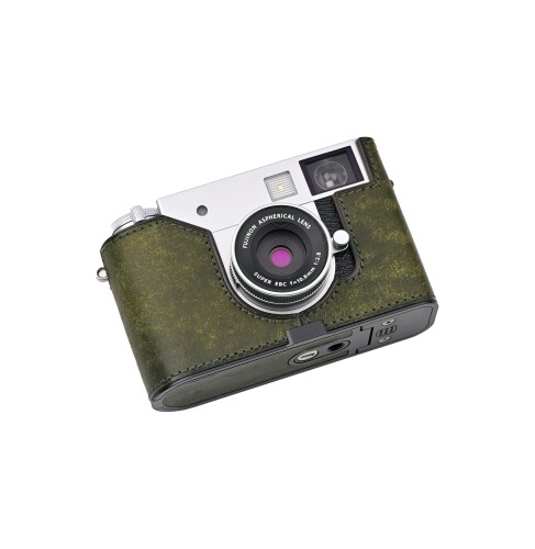 CLC handmade 相応う Fuji x-half/Fuji x-half 専用 写真機入れもの 写真機押しかぶせる 写真機御徒面子 本革 頭層牛皮本体+金属元素軍事基地一皿 (Matte Green)
