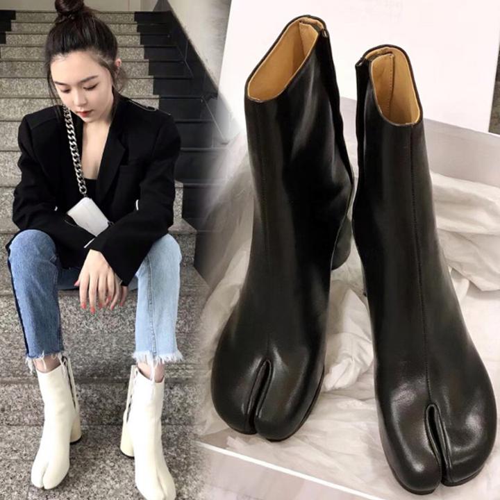 楽天市場 足袋ブーツ ショートブーツ 牛革 足袋ホック 太ヒール サイズ豊富 美脚 疲れない カジュアル フェミニン きれいめ こなれ感 秋冬 デート お出かけ Sh 0731 街角のカフェテラス 楽天市場店