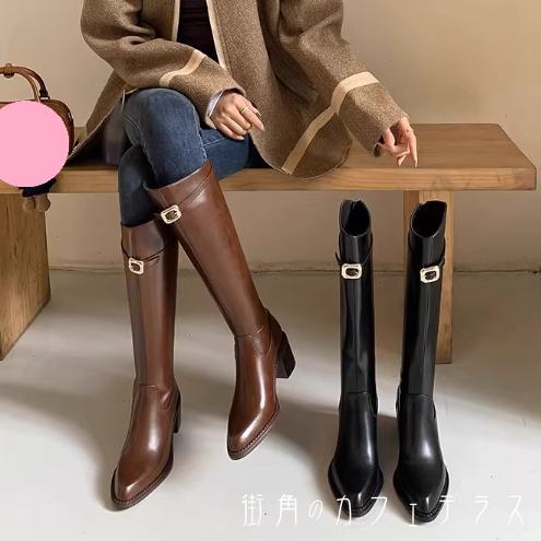 ロングブーツ 2色 革靴 靴 シューズ ローヒール ポインテットゥ バンド バックル 飾り PU レザー 可愛い 大人可愛い きれいめ シンプル カジュアル シック コンサバ 華やか 大人 上品 おしゃれ 主役級 こなれ感 高見え 高級感 無地 冬 お呼ばれ レディース 女性用 ママ 30代｜街角のカフェテラス 店