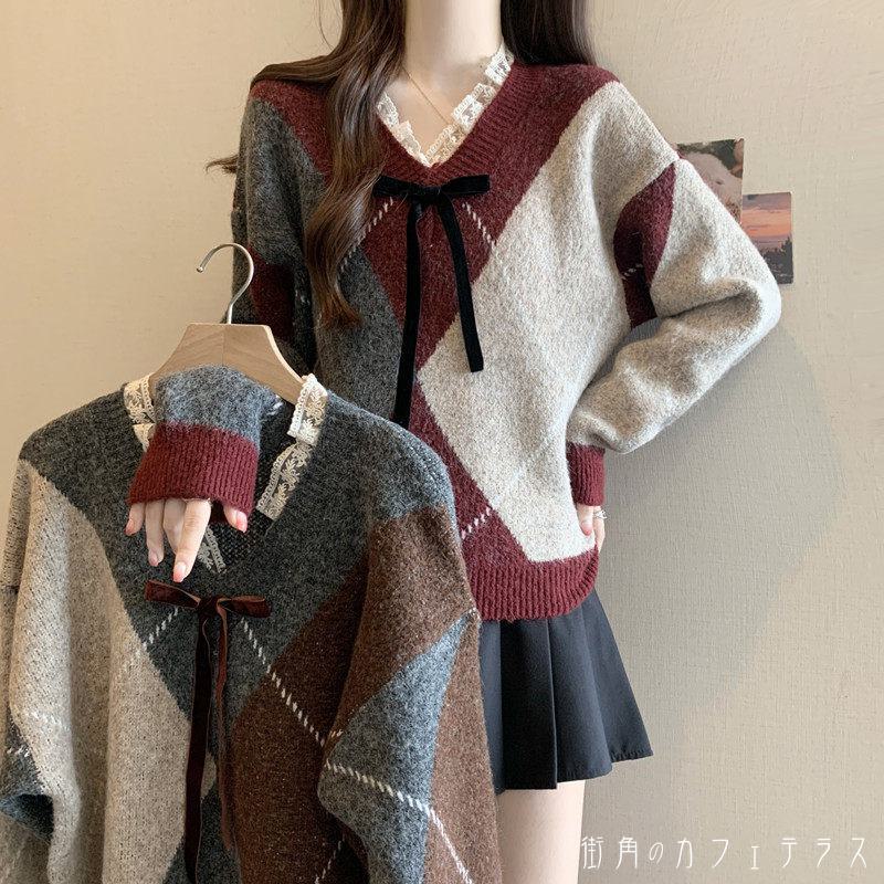 レディース トップス Vネック ニット アーガイル レース 素材組み合わせ ドッキング キュート シンプル カジュアル きれいめ 大人かわいい 体型カバー こなれ感 二の腕カバー 長袖 レッド グレー 20代 30代 40代 通勤 通学 オフィス お出掛け 女子会 お呼ばれ 秋冬