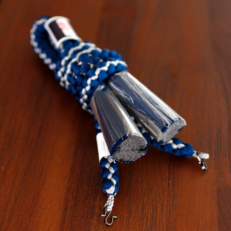 男物 羽織紐 正絹 バイカラー 紺 白 日本製 丸二重結び 丸組ひも 男性 紳士用 大島紬 紬 絣 小紋 普段着 羽織ひも 正装 結婚式 成人式 卒業式 紋付き袴 和装 着物 小物 化粧箱 贈り物 プレゼント 父の日 敬老の日 誕生日 羽織紐