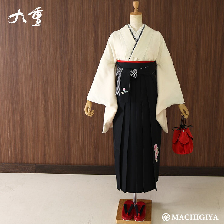 【 レンタル 】大学 卒業式 袴セット 華亀甲 白 黒 無地 Ｍ Ｌ サイズ 女 モダン レトロ 古典 シンプル ハイカラ 九重 袴 フルセット 二尺袖 着物 振袖 和服 大学生 卒業 大卒袴 卒業式袴 卒業袴 入学式 往復送料無料 貸衣裳 袴レンタル【K-287】【H-109】(ma601)