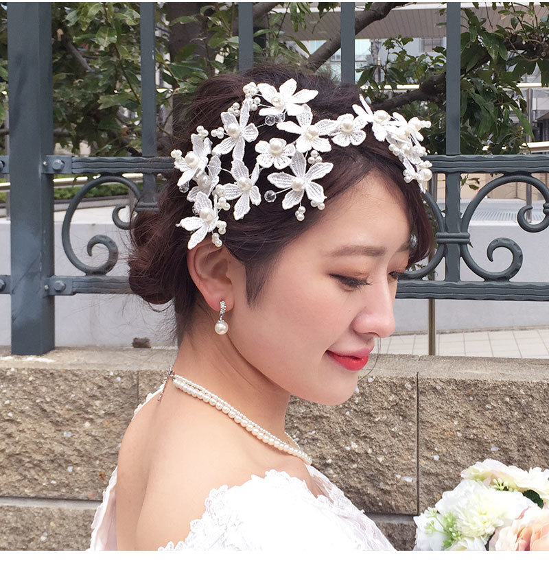 楽天市場 メール便 送料無料 小枝 ボンネ ヘッドドレス ヘアアクセサリー レース パール 花 フラワー ホワイト 白 ビジュー クリスタル 2way ヘッドアクセ 髪飾り ウェディング 結婚式 二次会 披露宴 ブライダル小物 小物 和装小物 ヘアー Machree