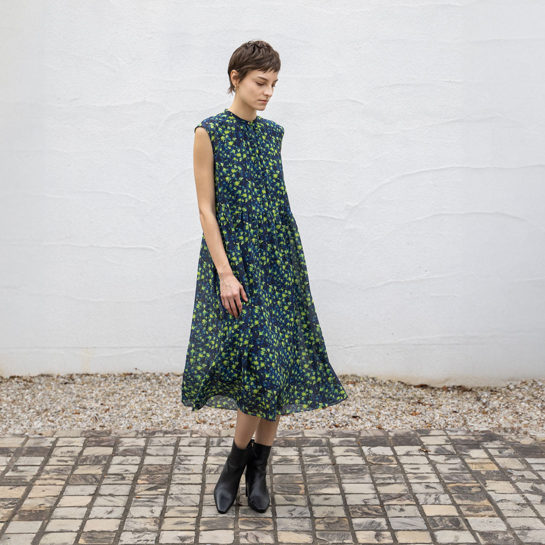 限定! Maggy London プリント Vネック ワンピース 限定! Maggy London Vネック プリント ラップワンピース
