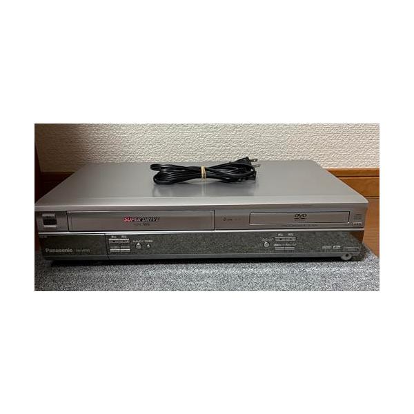 【中古】パナソニック ヴィデオディスク電気蓄音機 VHS映像媒体一体型 NV-VP30