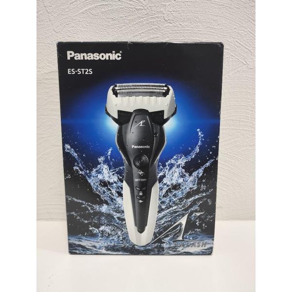 【中古】パナソニック 子ヒツジ短距離競走 メンズ電気カミソリ 3枚刃 お風呂剃り可 白 ES-ST2S-W