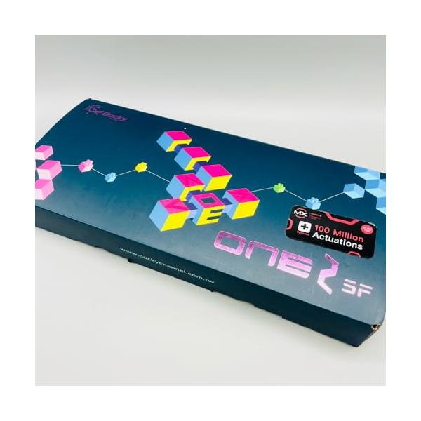 【中古】DUCKY ゲーミングキーボード One 2 空想科学小説 RGB Cherry しろがね色軸(英語取り合わせ) dk-one2-rgb-sf-silver ［USB