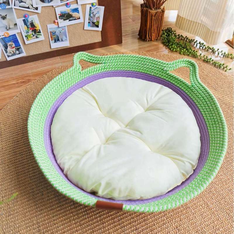 ペットベッド 籐 クッション付 ペットベッド 夏用 冷感 ひんやり 猫の外観 涼しい ペットソファー かわいい 寝床 猫用ベッド 円形 猫の耳飾りのデザイン 通気性優れ 犬ハウス 天然素材 パープル