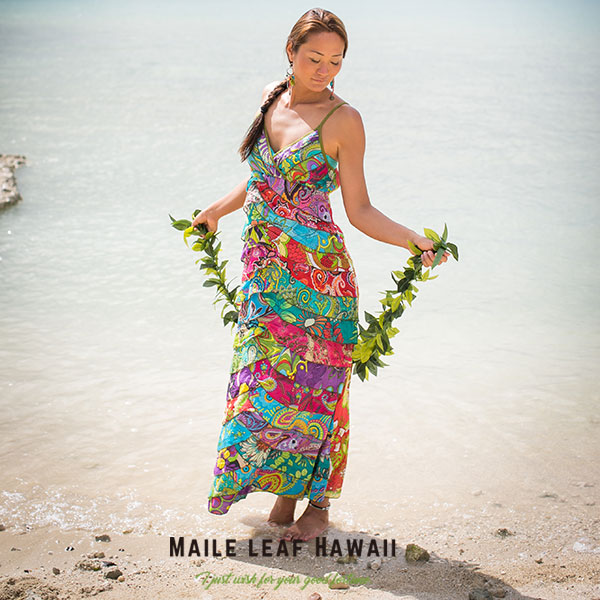 ペイズリー柄ワンピース 送料無料 調節可能 キャミワンピ ペイズリー柄ワンピースです 肩ひもで長さを調節可能になっています レーヨン ワインレッド ボルドー フリル 調節可能 ワンピース マイレリーフハワイ ボルドー