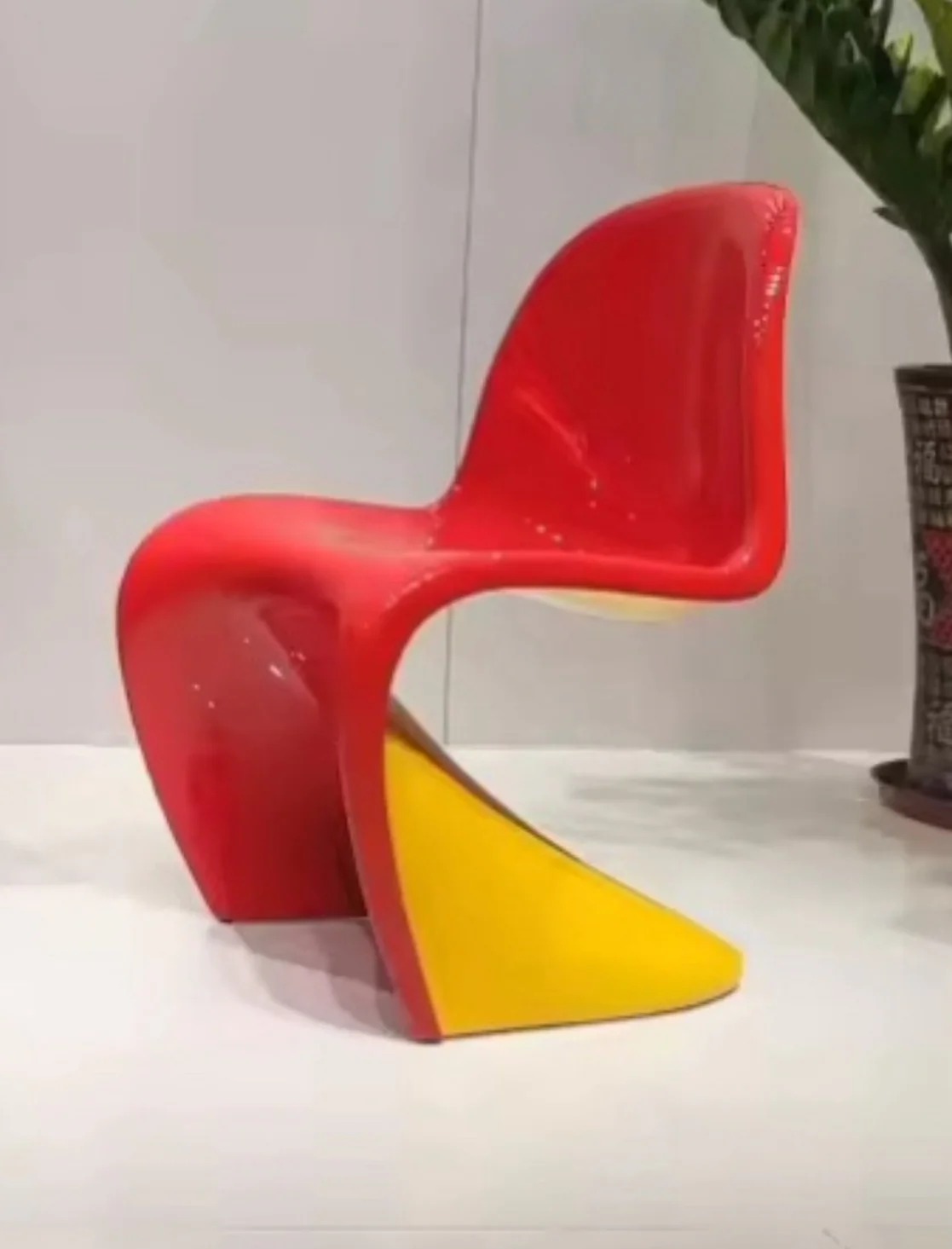 SOISupero（ソイスペロ）S LINE POP CHAIR（3色）