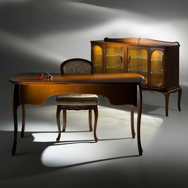 クラシックスタイル　欄干付きデスク　囲い付き机　アンティークレトロ　② クラシックスタイル 欄干付きデスク 囲い付き机 アンティークレトロ ②