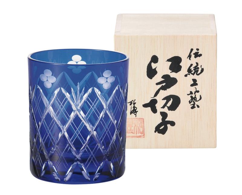 日本の首都切り子ガラス 小花剣矢来紋 鍵を掛ける水飲み (木箱入) 赤-瑠璃