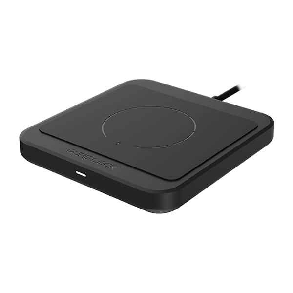 ワイヤレスチャージングパッド デスク用 QUAD LOCK(クアッド ロック) QLM-WCP｜メゾンクローバー