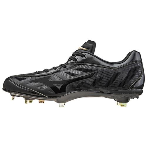 mizuno spikes softball