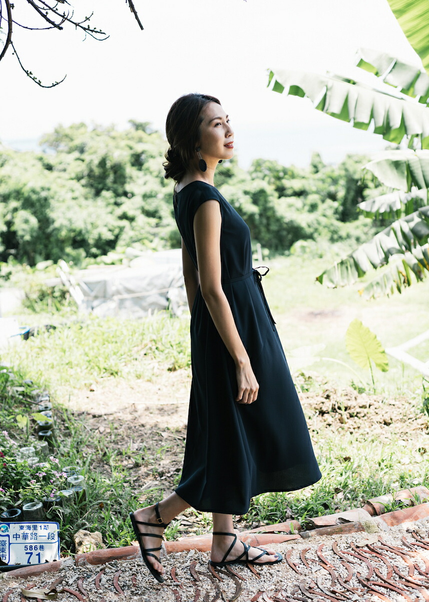 人気 22 かりゆしウェア 国産 マジュン Majun 沖縄版 プレゼント Majun かりゆし レディース 大きいサイズ 結婚式 アロハシャツ 琉球アラベスク ギフト ワンピース