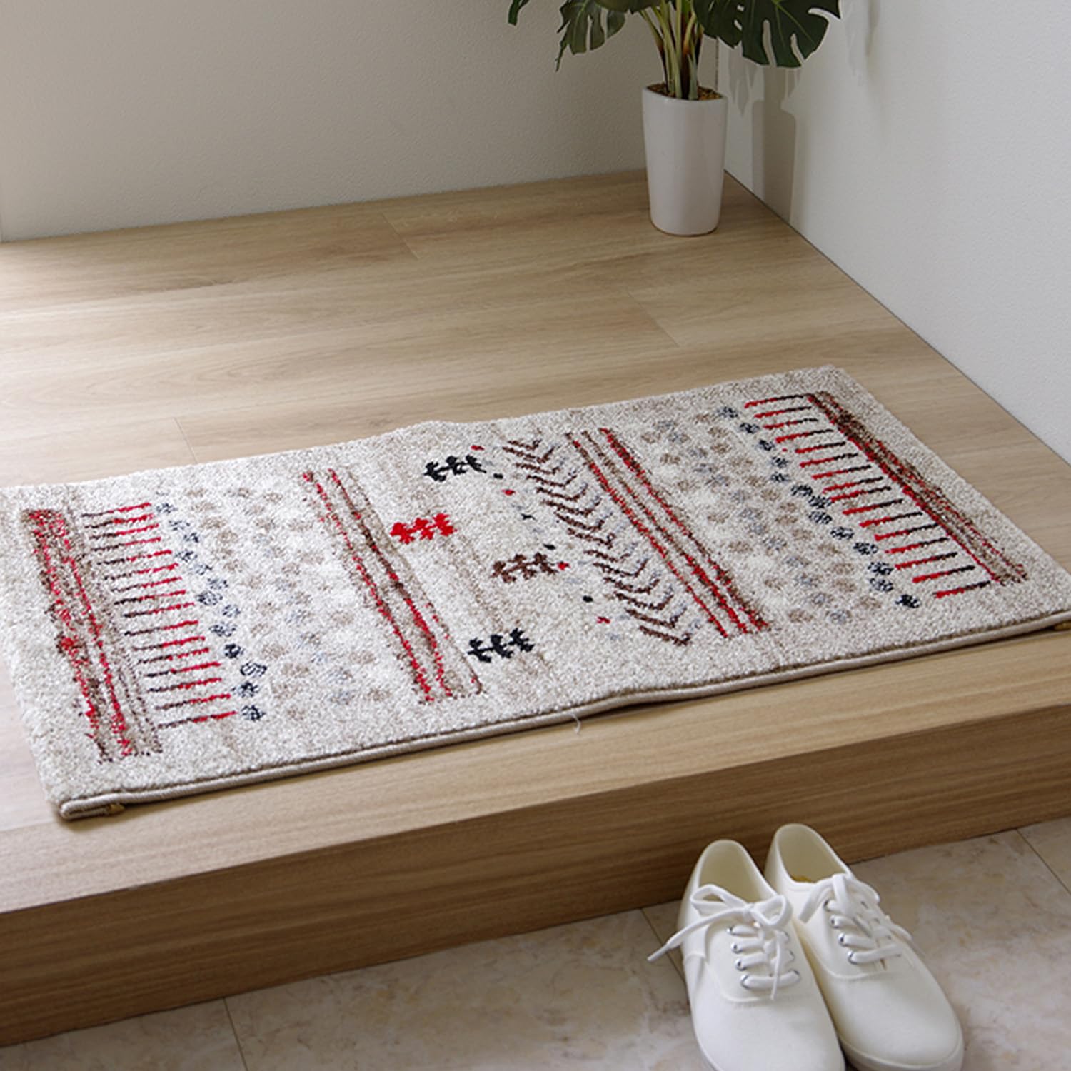 イケヒコ 玄関 選べる マット 長方形 単品 マリア ベージュ 約70×120cm 厚み 約11mm トルコ製 へたりにくい 耐久性 弾力性 抗菌防臭 消臭 ギャベ柄 洗濯不可 おしゃれ ふわふわ #1310650026402