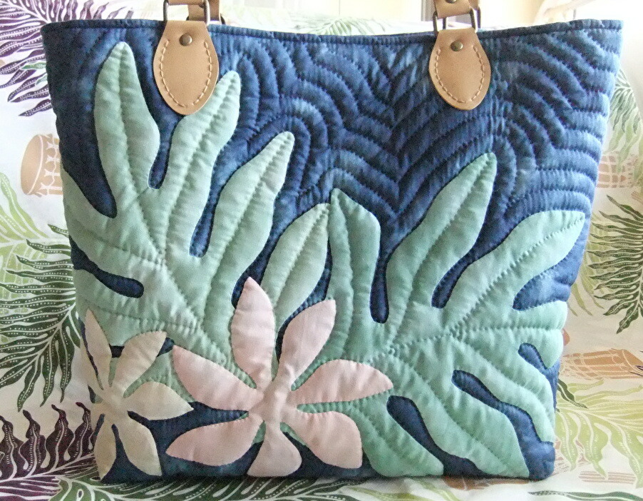 ①ハワイキルトバニティポーチ(2ヶ) ハワイアンキルト Hawaiian Quilt ハワイアン雑貨 ポーチM