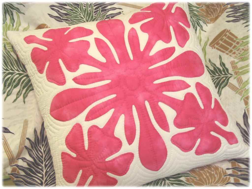 桜姫【キット】ハワイアンキルト Super Hibiscus!!（135×110cm）(WH-062) | 日本ハワイアンキルト