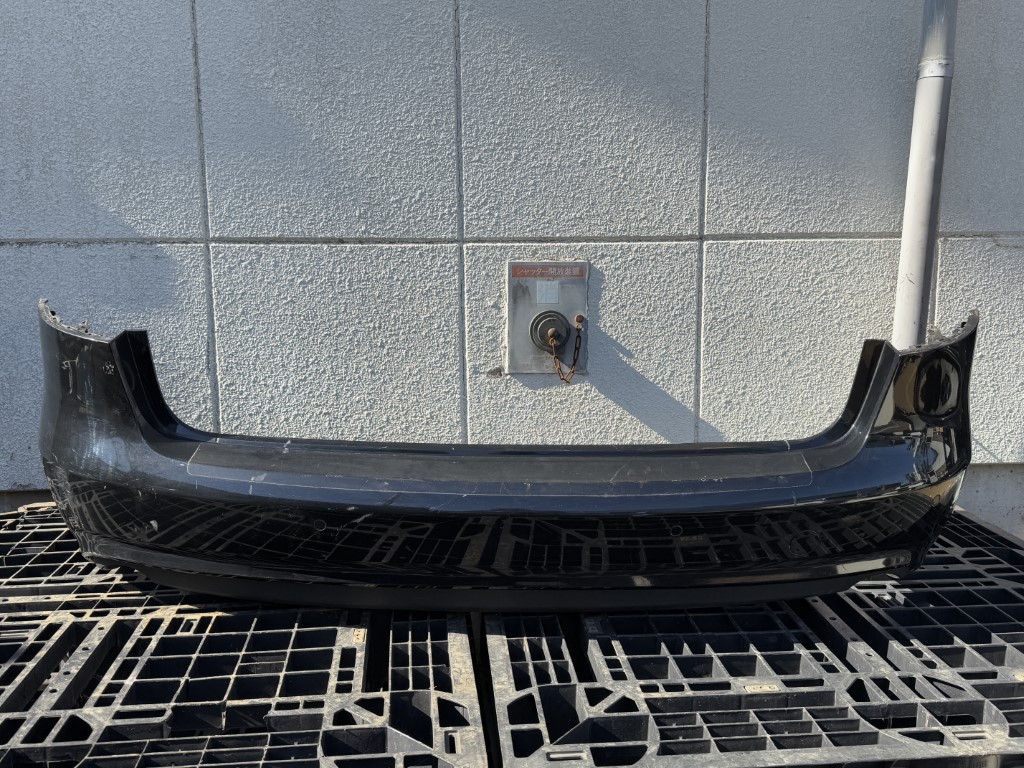 アウディ A4 Audi(8K) 純正 破損無 リアバンパー ブラック系 8K9 807 511 L p053081 中古20250227