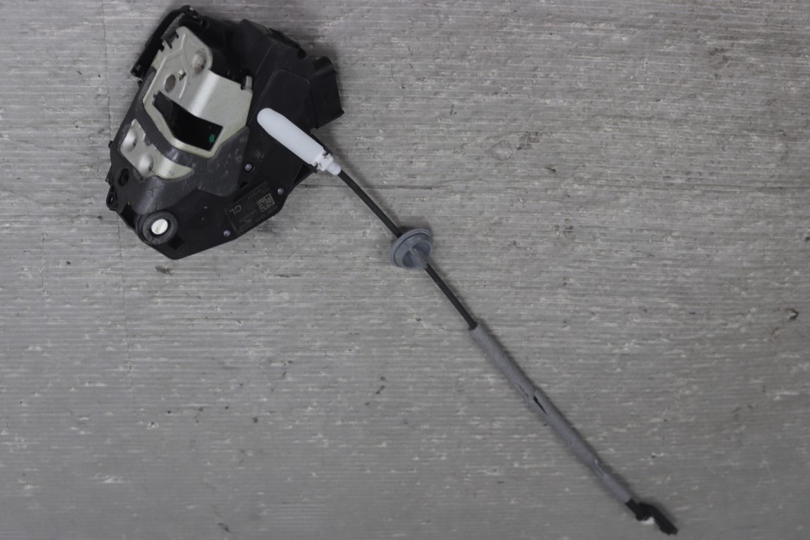 ボルボ S60 T4 右H(FB4164T) 純正 CL 破損無 動作保証 右後 ドアロックアクチュエーター 右 リア 4074 4141 159122 p053722 中古20250401
