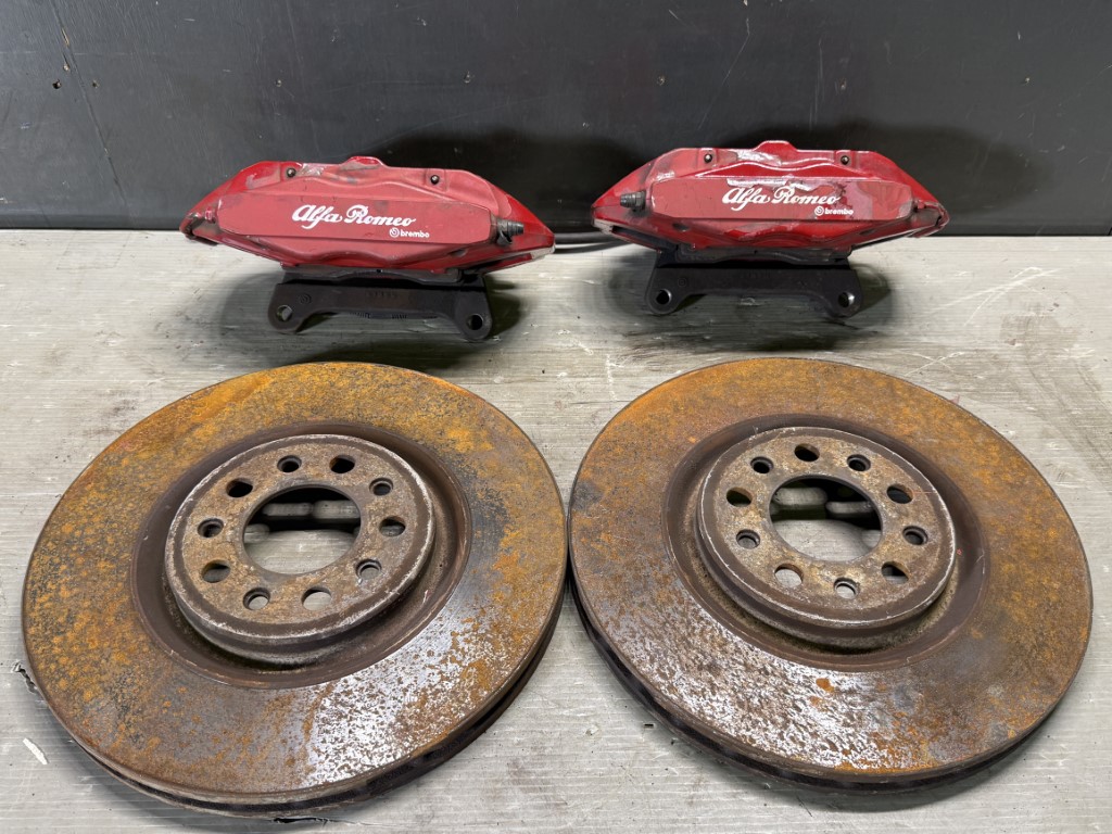 楽天市場】アルファロメオ ジュリエッタ 右ハンドル (940141) 社外