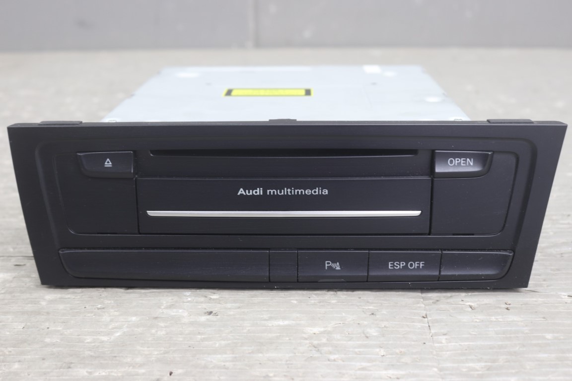 アウディ 純正 MMI ナビ マルチメディア オーディオ 8T2035678 アウディ 純正 MMI ナビ マルチメディア オーディオ 8T2035678 - メルカリ