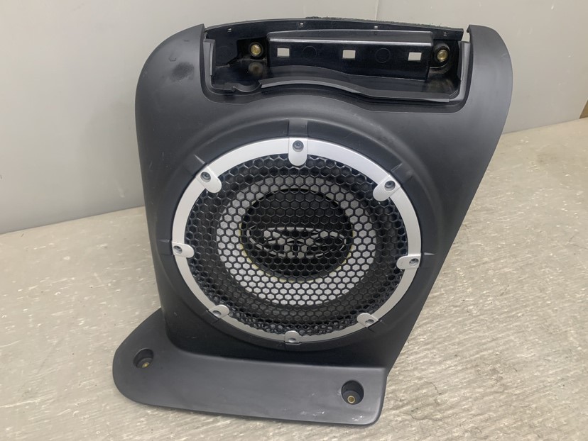 三菱 アウトランダー(CW5W) 純正OP ロックフォードフォスゲート Rockford Fosgate 破損無 スピーカー ウーハー サブウーファー オーディオ 8720A012 p054792 中古20250504