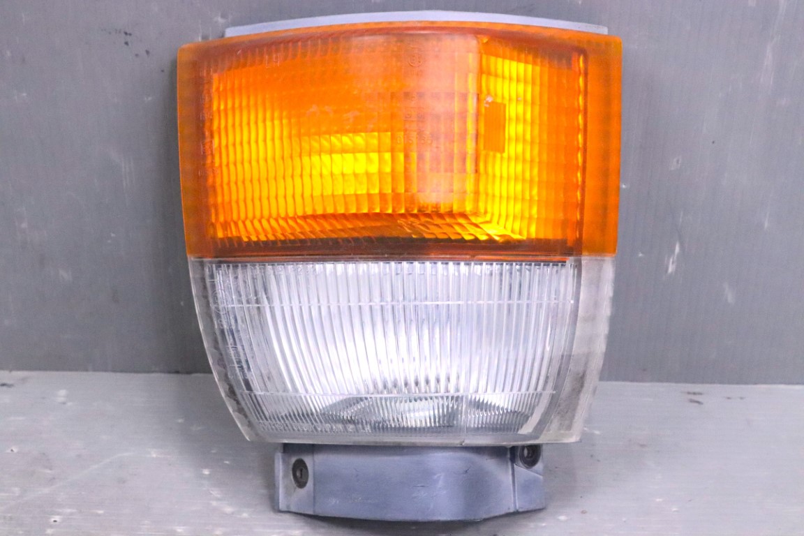 日産 アトラス MT 前期(K4F23) 純正 イチコー 破損無 動作保証 左コーナーランプ 3337 p061957 中古20260411