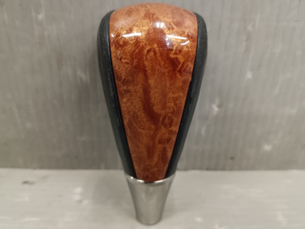 ブレビス AI 250 プレミアム(JCG10) 純正 破損無 シフトノブ ウッドコンビ p062140 中古20260420