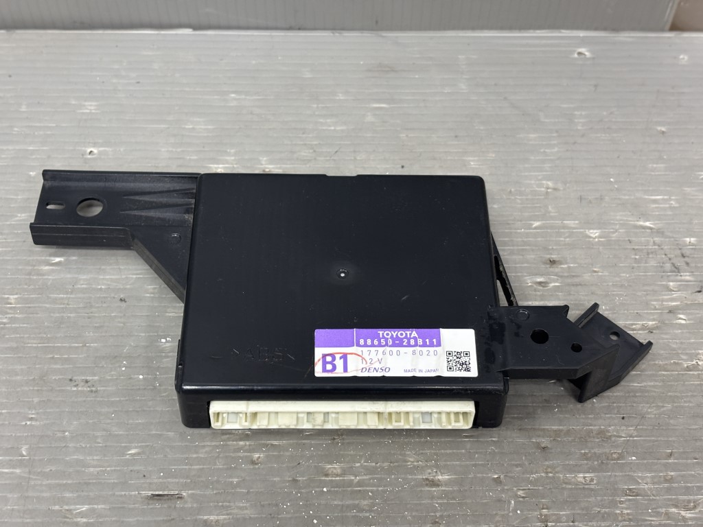 H22 ヴォクシー ZRR70G エアコンアンプ/ACアンプ 96840 H22 ヴォクシー ZRR70G エアコンアンプ/ACアンプ 96840