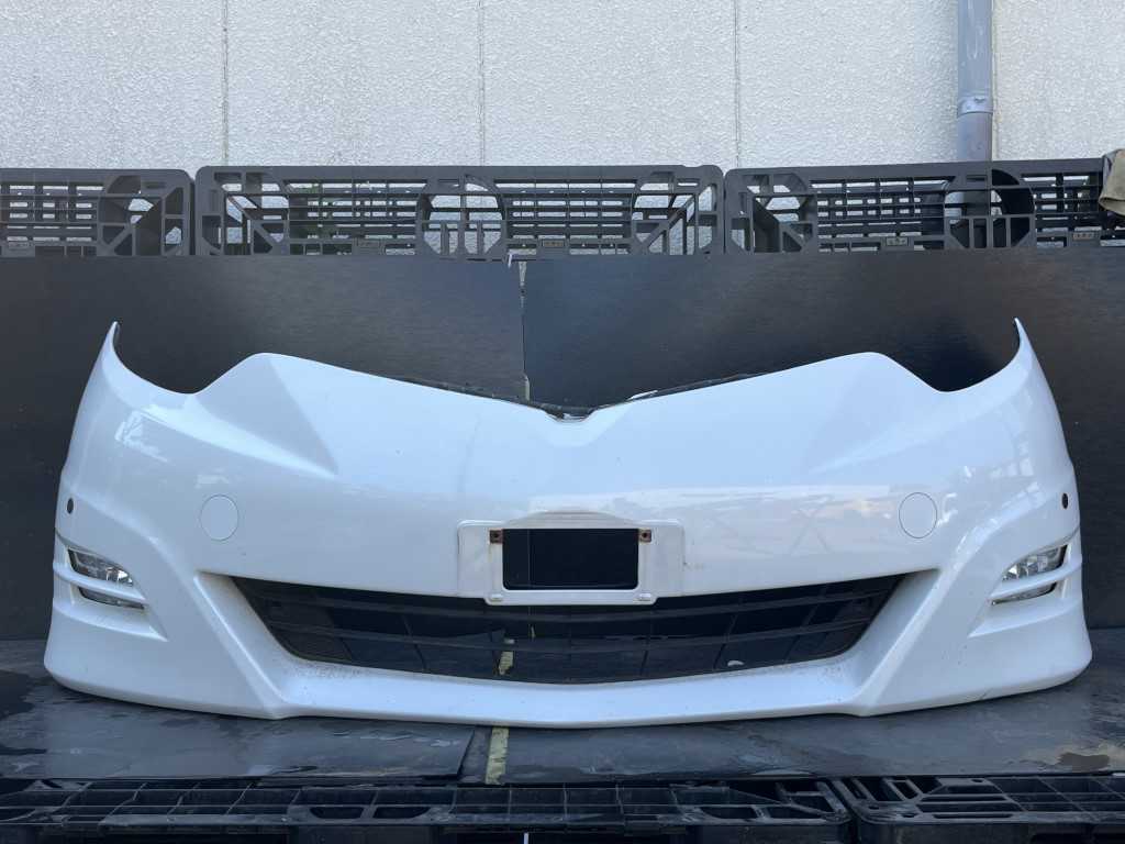 トヨタ エスティマ ACR50W フロントバンパー パールホワイト トヨタ エスティマ ACR50W フロントバンパー パールホワイト