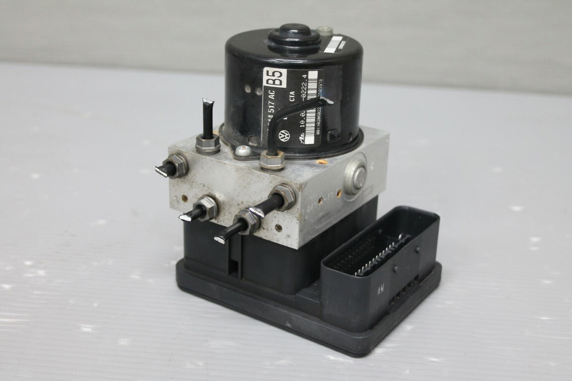 VW ゴルフ トゥーラン 右H(1TCAV) 純正 Ate 破損無 動作保証 ABSアクチュエーター 1K0 614 517AC p056001 中古20250620