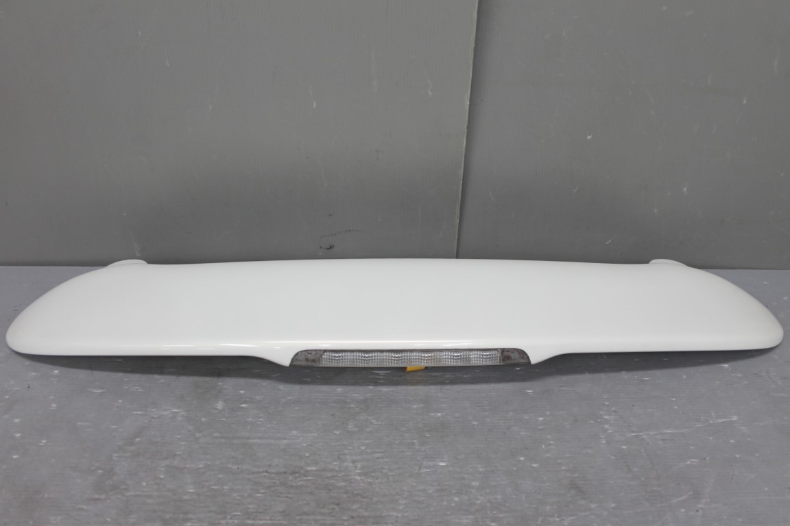ダイハツ ムーヴ ラテ COOL(L550S L550S-GPXF) 純正 破損無 動作保証 リアウイング リアスポイラー ハイマウント付 LED全点灯OK W16 p057624 中古20250903