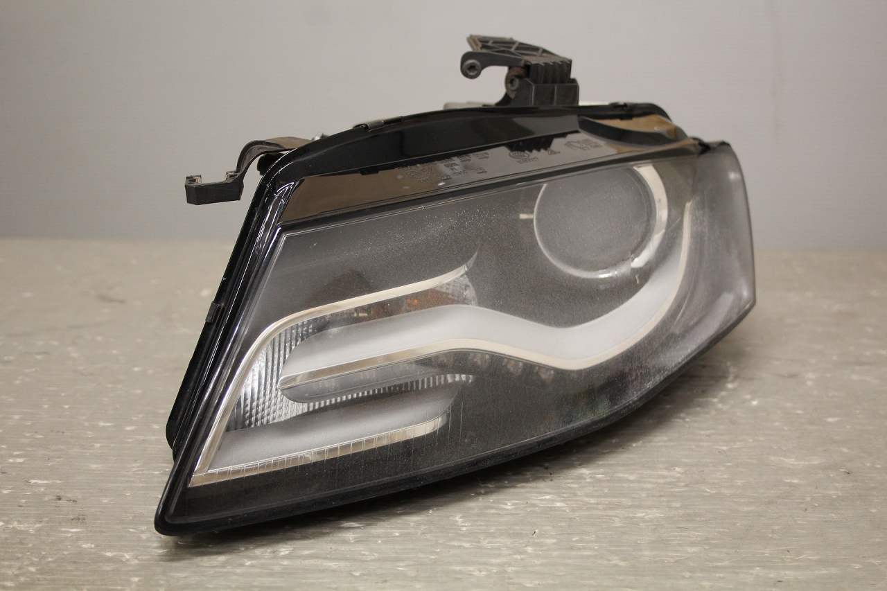アウディ A4 純正 AL 破損無 動作保証 左 ヘッドライト HID キセノン バラスト ヘッドランプ 0 301 240 671 8K0 941 003 D p049724 中古20241102