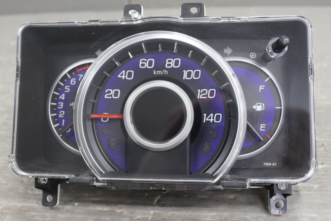 ホンダ ライフ ディーバ ターボ スマートスタイル 後期(JC1) 純正 スピードメーター タコメーター 149038km 78100-SJK-J611 p058687 中古20251024