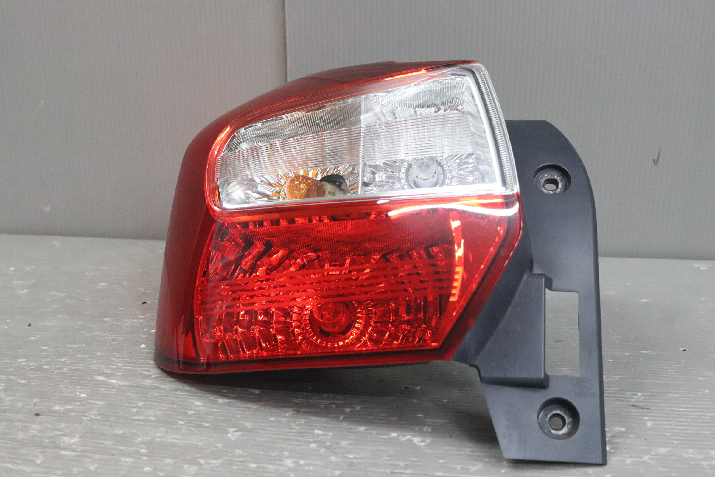 インプレッサ　テールランプ 楽天市場】インプレッサ G4 セダン 後期(GJ7 GJ6 GJ3 GJ2) 純正