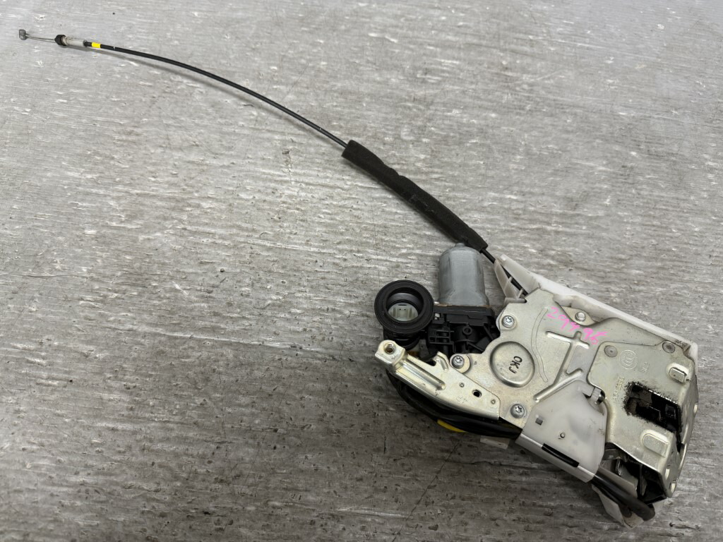 ルークス ハイウェイスター 2型(ML21S RSXE-A2 TQAANTVVA0EDAA----) 右リア イージークローザーモーター イージークローザー 右後 p059296 中古20251118